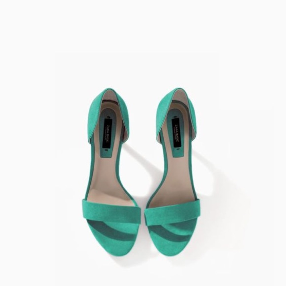 ZARA // Heels With Toe Strap